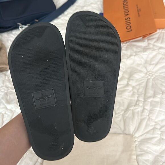 Valentino Garavani PVC Pool Slides Flip Flops Sandals  Authentic Valentino Garavani PVC Pool Slides Flip Flops Sandals Lipstick Motif